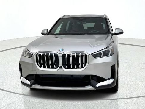 Used 2026 BMW X1 xDrive28i AWD/4WD image 3