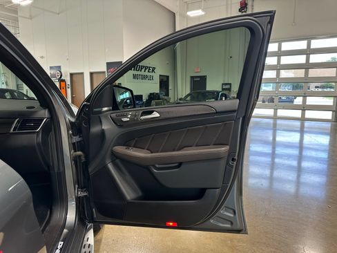 Used 2019 Mercedes-Benz GLE 63 AMG S image 33