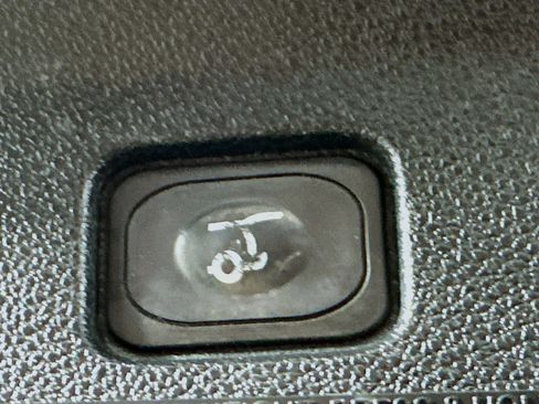 Used 2017 Ford Explorer XLT w/ Equipment Group 201A image 29