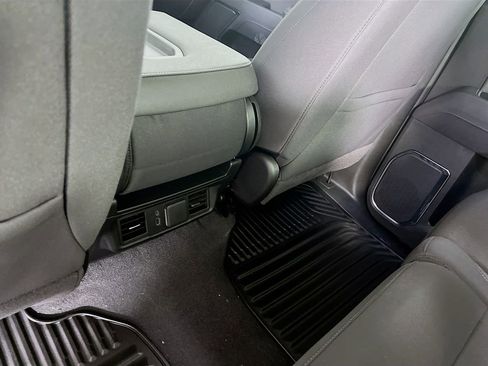 New 2026 GMC Sierra 1500 Elevation image 24