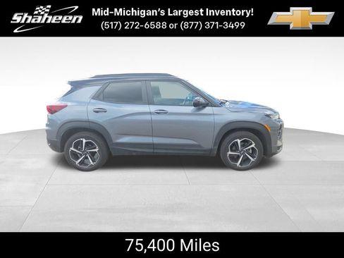 Used 2021 Chevrolet TrailBlazer RS w/ Sun and Liftgate Package AWD/4WD image 2