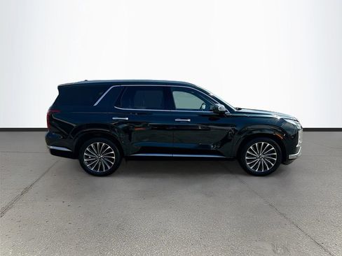 Used 2023 Hyundai Palisade Calligraphy image 8