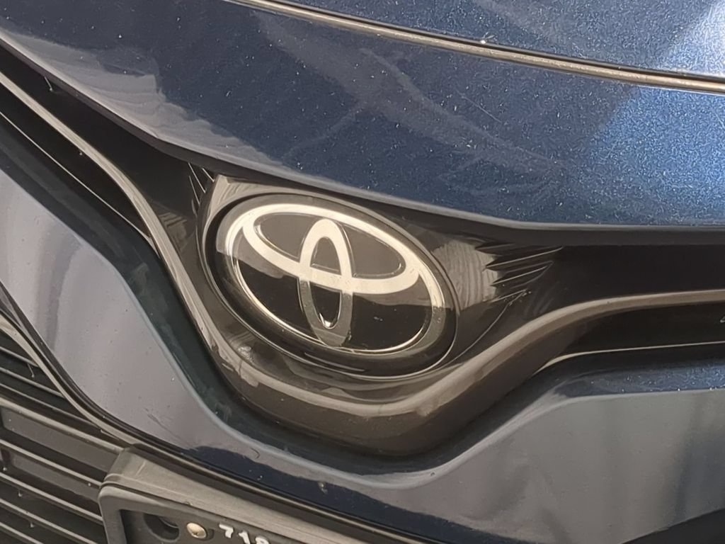 Used 2019 Toyota Camry LE FWD image 15