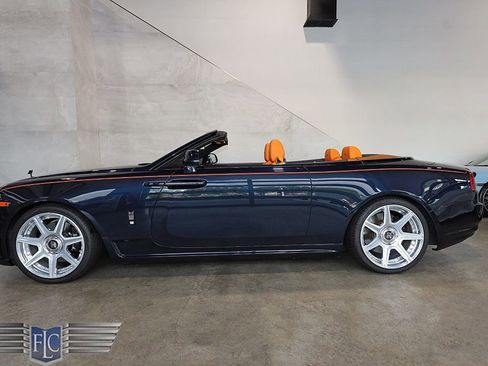 Used 2017 Rolls-Royce Dawn Convertible image 46