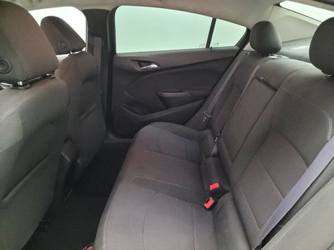 Used 2017 Chevrolet Cruze LT w/ Convenience Package image 18