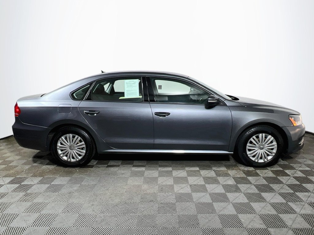 Used 2014 Volkswagen Passat 1.8T S FWD image 8