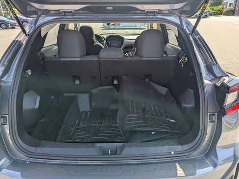 Used 2025 Subaru Crosstrek 2.5i Premium AWD/4WD image 13