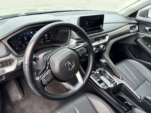Used 2025 Acura Integra FWD image 4