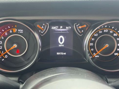 Used 2023 Jeep Gladiator Sport image 28