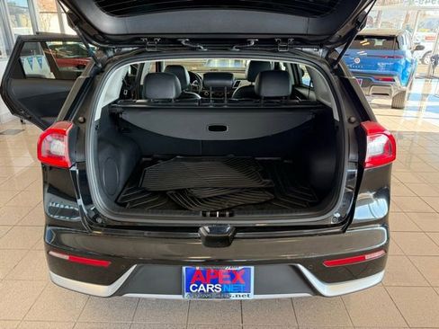 Used 2018 Kia Niro EX w/ EX Premium Package image 22