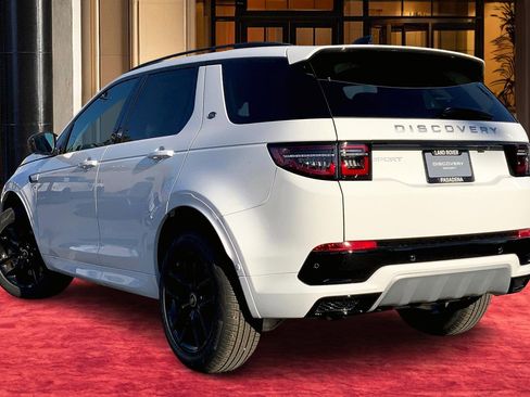 New 2025 Land Rover Discovery Sport S image 3