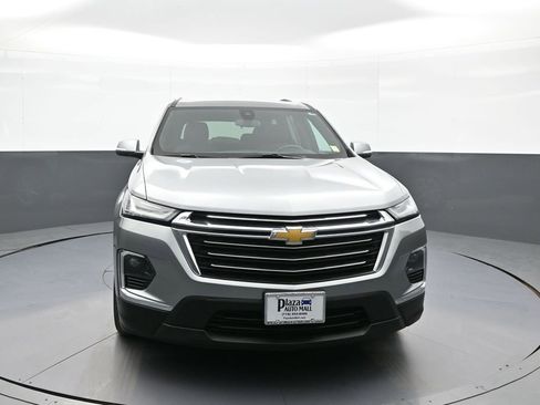 Used 2023 Chevrolet Traverse LT AWD/4WD image 2