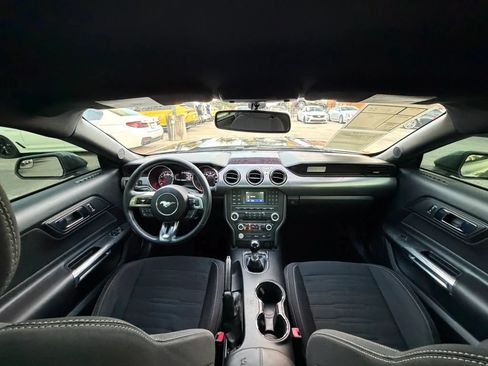 Used 2017 Ford Mustang GT RWD image 25