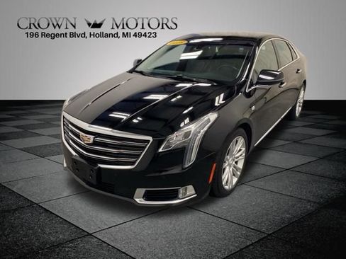 Used 2018 Cadillac XTS Luxury image 3