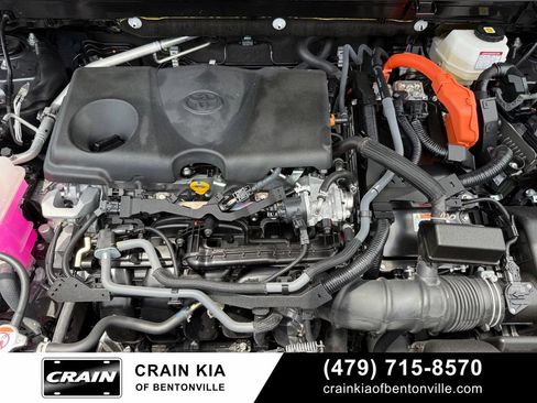 Used 2025 Toyota RAV4 LE AWD/4WD image 33