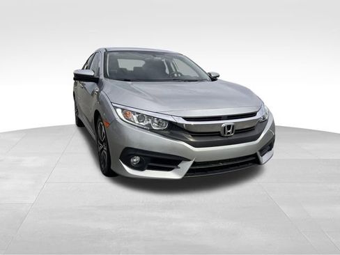 Used 2018 Honda Civic EX-T image 7