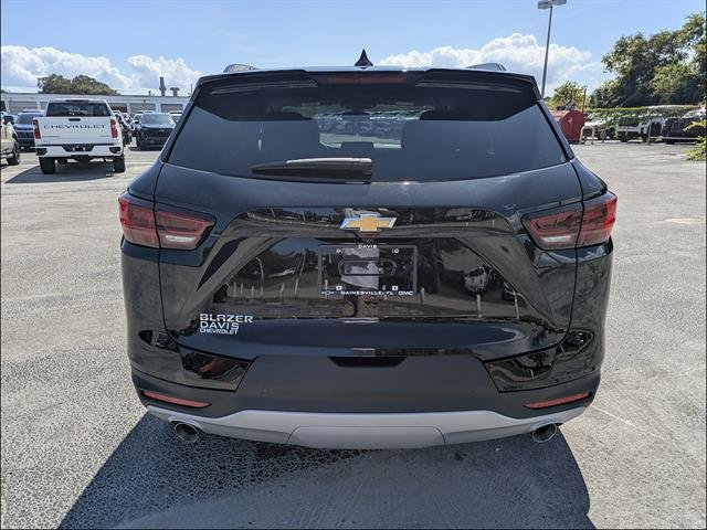 New 2026 Chevrolet Blazer LT w/ Convenience Package FWD image 6