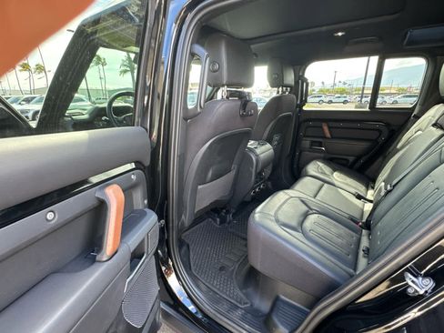 Used 2023 Land Rover Defender 110 X image 11