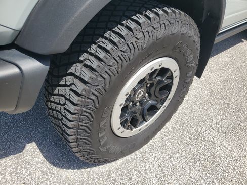 Used 2022 Ford Bronco Badlands AWD/4WD image 5