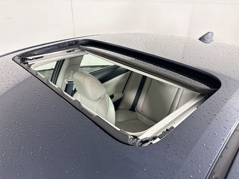 Used 2019 Honda Insight Touring image 21