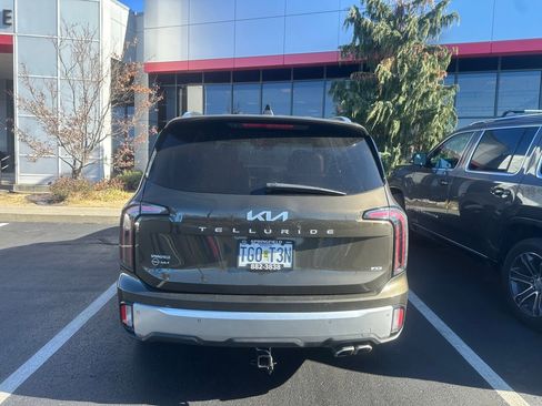 Used 2024 Kia Telluride SX Prestige image 4