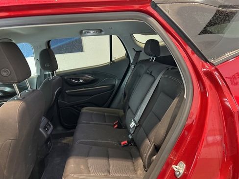 Used 2022 GMC Terrain SLE w/ Driver Convenience Package image 14