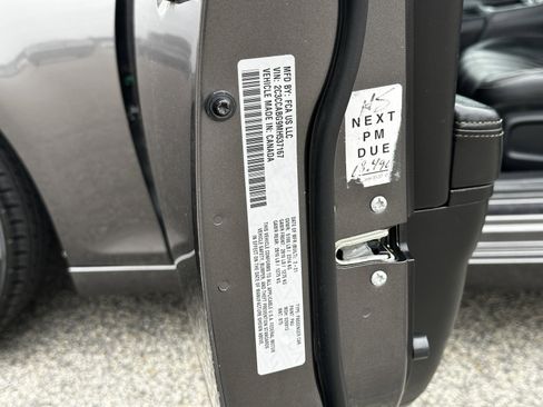 Used 2021 Chrysler 300 S image 35