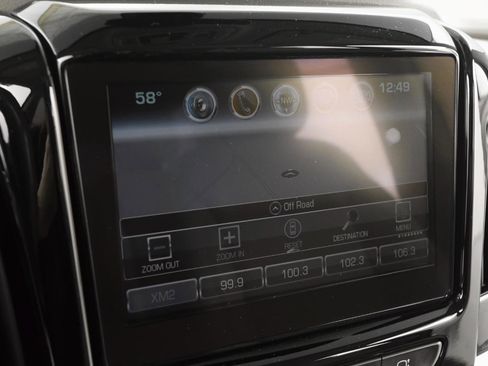 Used 2018 Chevrolet Traverse LT image 36