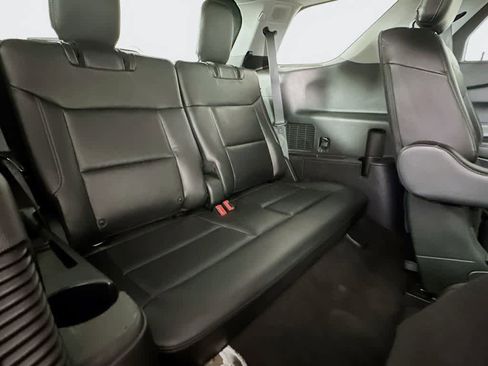 Certified 2020 Ford Explorer Limited w/ Class III Trailer Tow Package image 33