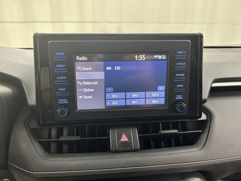 Used 2019 Toyota RAV4 XLE AWD/4WD image 14
