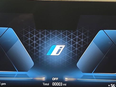 New 2026 BMW X5 xDrive50e w/ Premium Package image 16