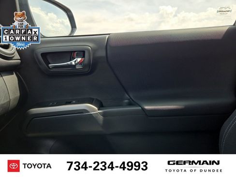 Used 2023 Toyota Tacoma TRD Off-Road AWD/4WD image 33