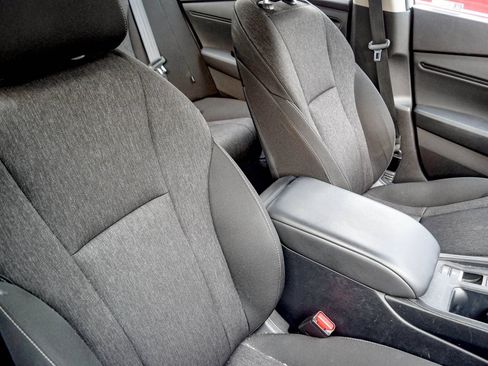 Certified 2023 Honda Accord EX image 21