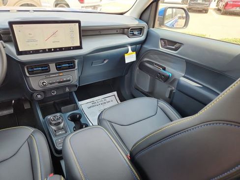 New 2025 Ford Maverick Lobo image 12