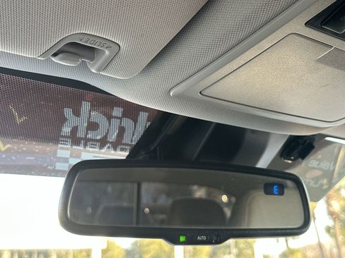 Used 2018 Toyota Tacoma SR5 image 29