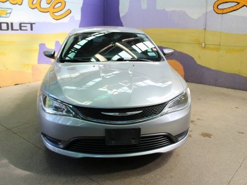 Used 2015 Chrysler 200 LX image 3