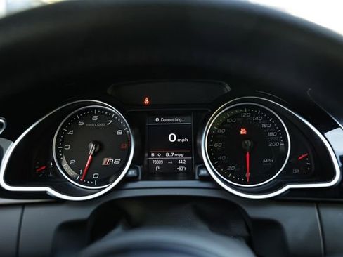 Used 2015 Audi RS 5 Coupe w/ Black Optic Plus Package AWD/4WD image 29