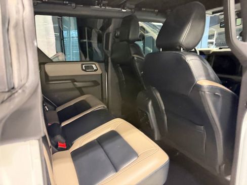 Used 2024 Ford Bronco Wildtrak image 25