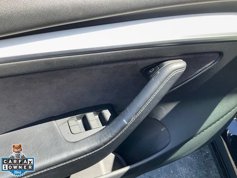 Used 2022 Tesla Model 3 Long Range AWD/4WD image 27