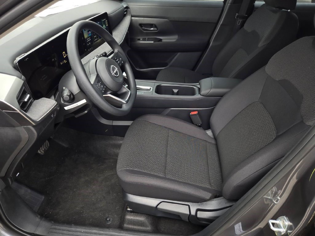 New 2026 Nissan Kicks S FWD image 18