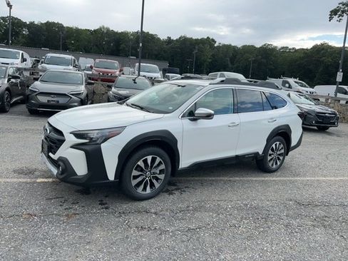 New 2024 Subaru Outback Touring XT image 3