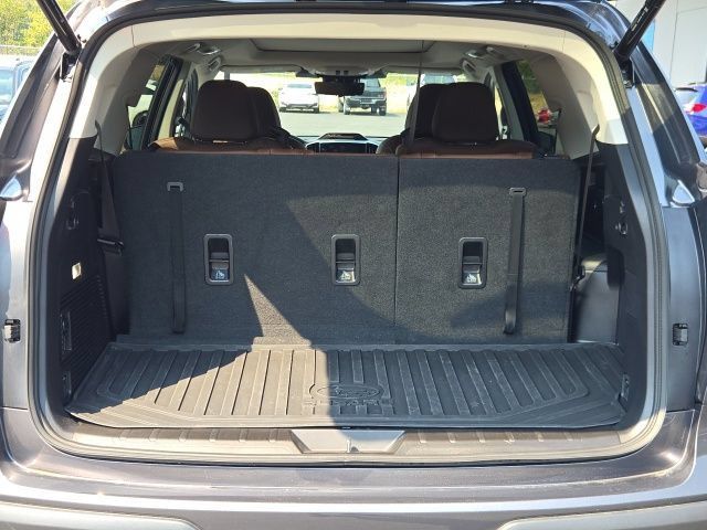 Certified 2025 Subaru Ascent Touring AWD/4WD image 19
