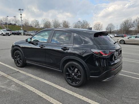Used 2025 Honda HR-V Sport image 4