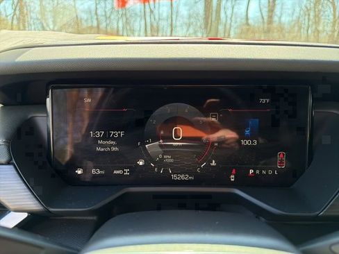 Used 2024 GMC Acadia AT4 w/ Luxury Package image 26