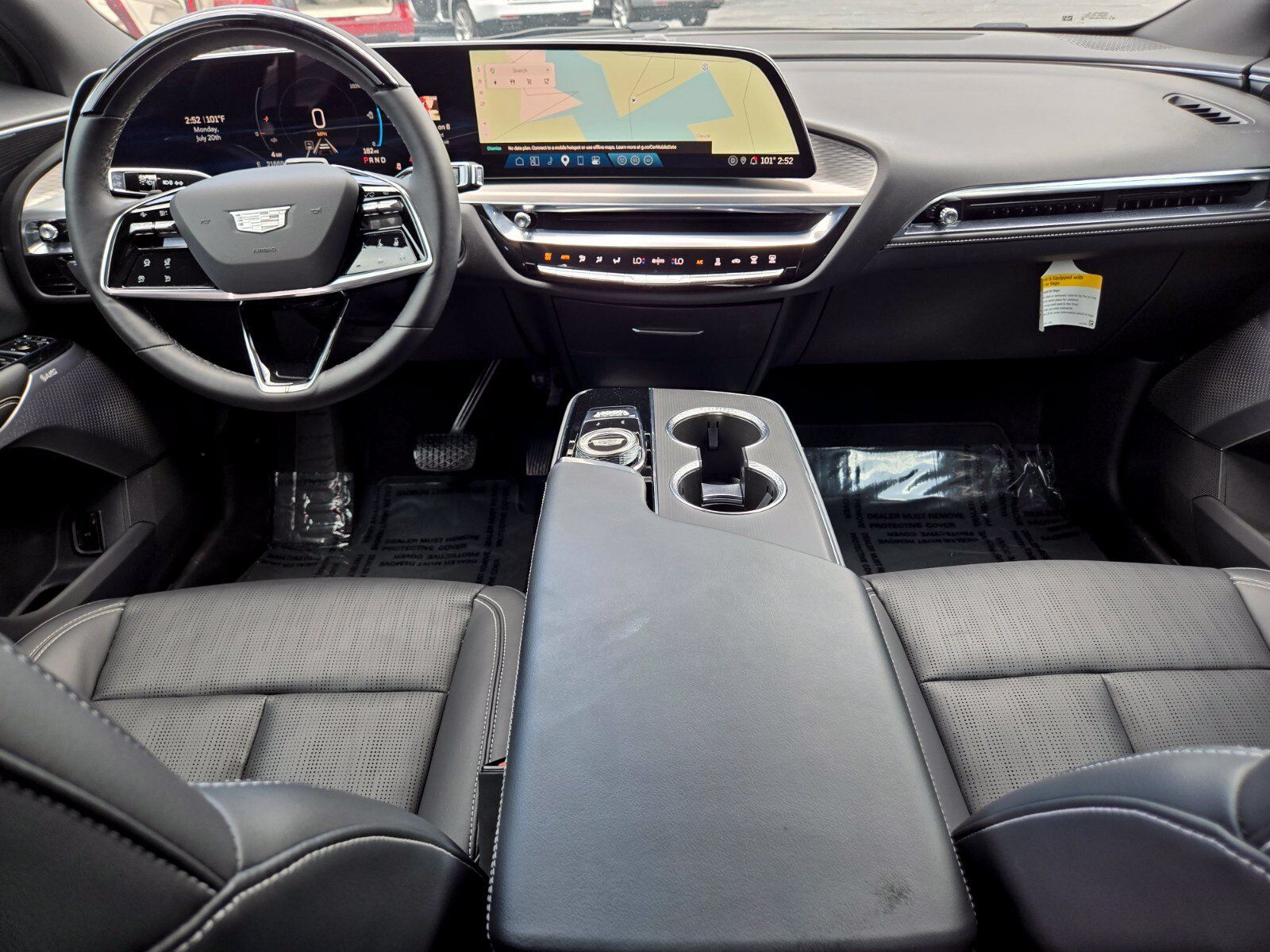 Used 2024 Cadillac Lyriq Luxury AWD/4WD image 15