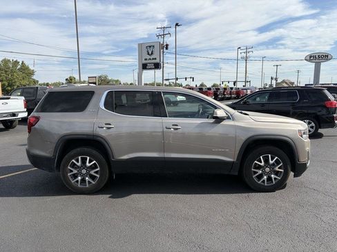 Used 2023 GMC Acadia SLE image 27