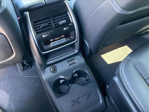 Used 2023 BMW X7 xDrive40i w/ Executive Package image 10