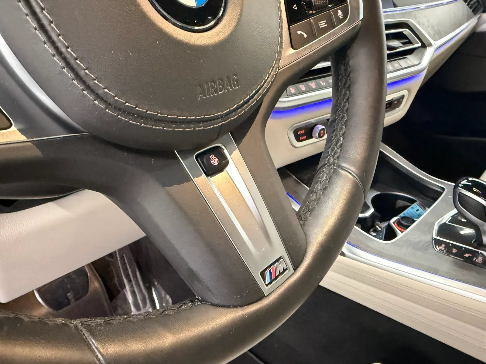 Used 2020 BMW X7 xDrive40i w/ M Sport Package AWD/4WD image 7