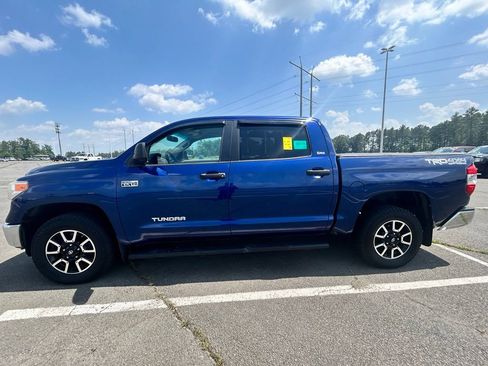 Used 2014 Toyota Tundra SR5 w/ TRD Off Road Package AWD/4WD image 5