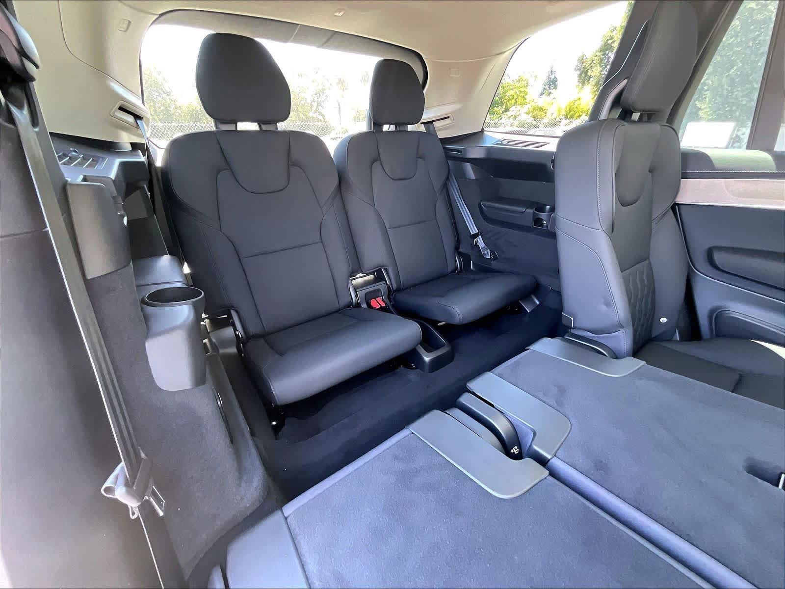 New 2026 Volvo XC90 T8 Plus w/ Protection Package AWD/4WD image 28